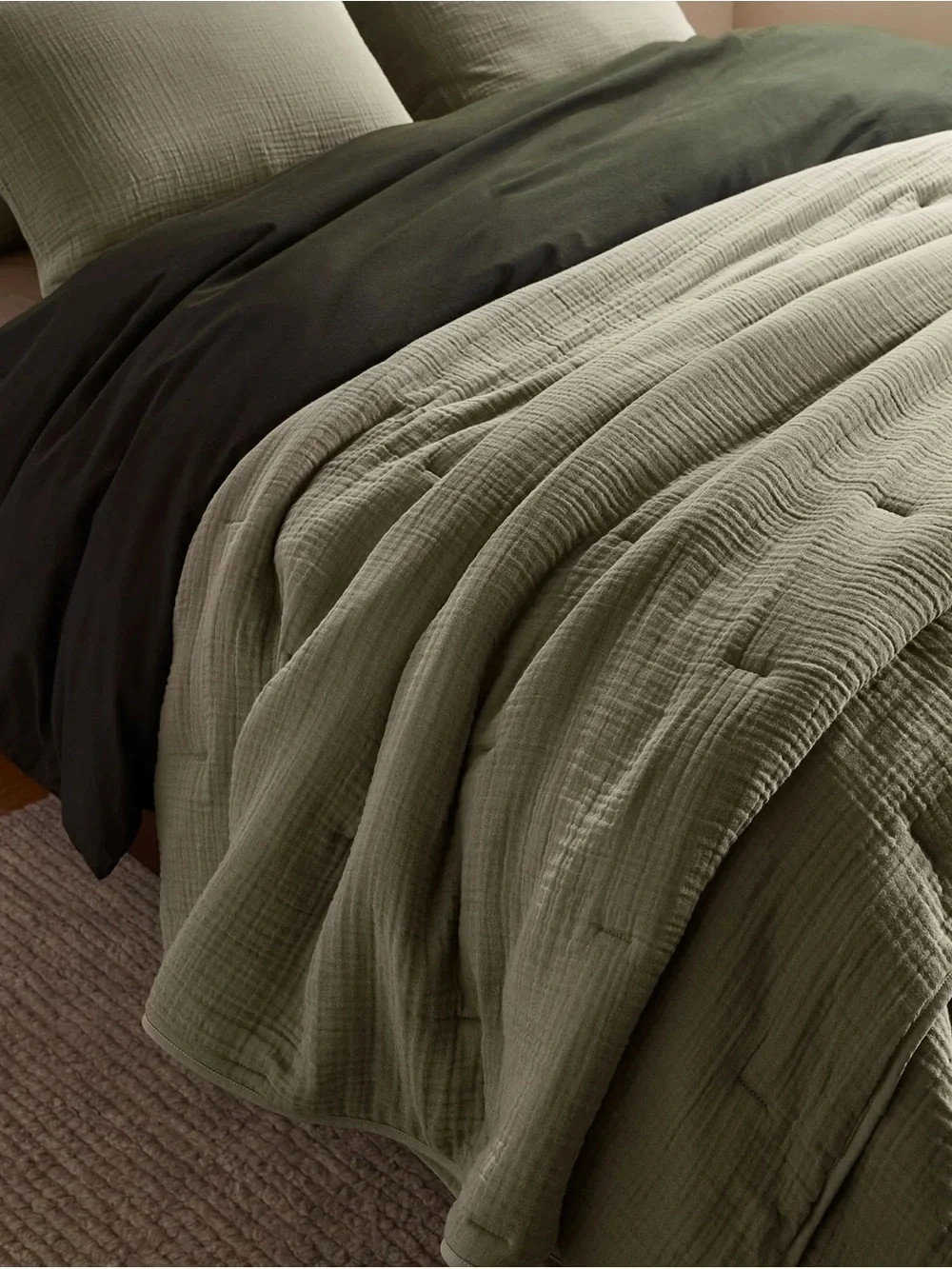 Parachute cloud Gauze Quilt Set in Moss-Queen sized